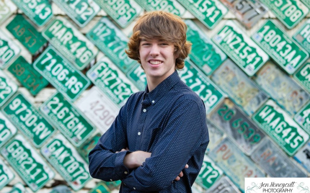 Isaiah’s high school senior photo session at South Valley Open Space park and downtown Morrison by local Littleton photographer