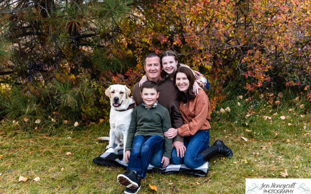The {M} family mini session by local Littleton photographer